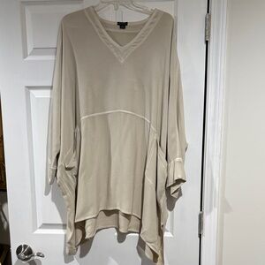 Elegant Beige V-Neck Women's Tunic with drop pockets. Moroccan made. Versatile